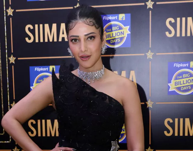 Shruti Haasan at Nexa SIIMA Awards 2023